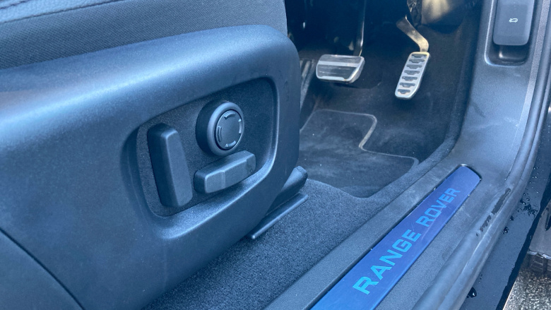 Land Rover Range Rover Evoque 2.0 D200 Edition 5dr Auto Diesel Hatchback